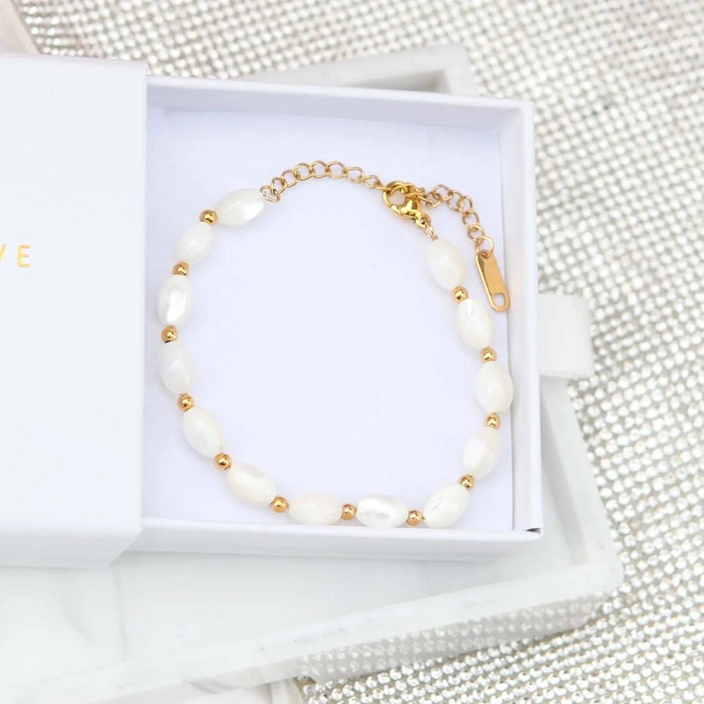 HALLIE - 18K GOLD PEARL BRACELET